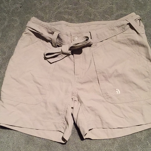 NORTH FACE short - Picture 1 of 4